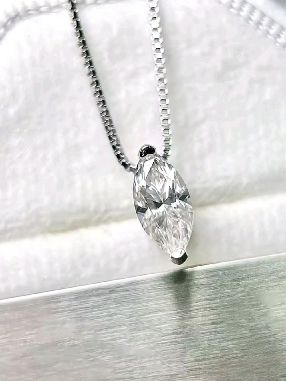 2 CT* VVS1 Marquise-cut Solitare Moissanite Pendant * New